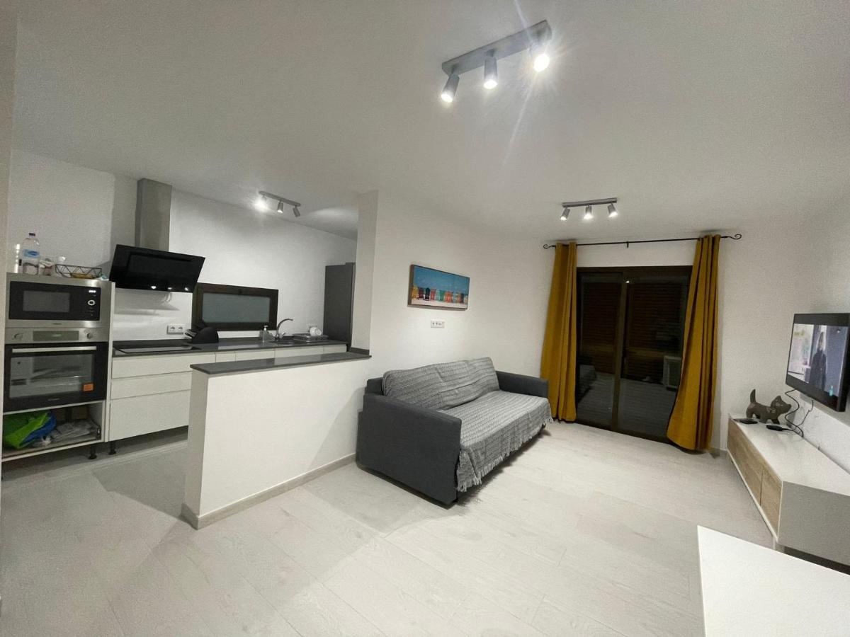 Teresita Deluxe With Pool Apartment กาเลตาเดฟุสเต ภายนอก รูปภาพ